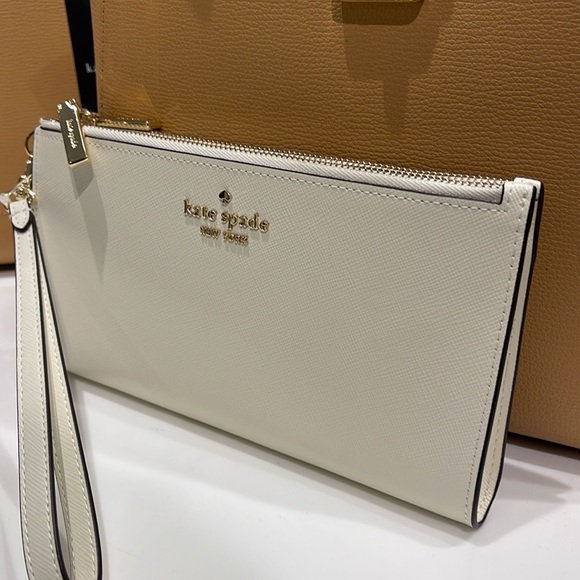 Kate Spade Madison Double Zip Wristlet Wallet Phone Case 
Meringue
NWT - Picture 11 of 16